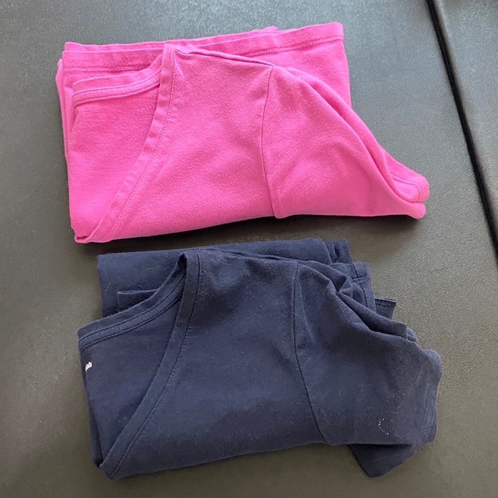 Lot of 2 V-Neck Women's Tops - Pink and Navy Short Sleeve Tee T-shirt - Picture 8 of 8